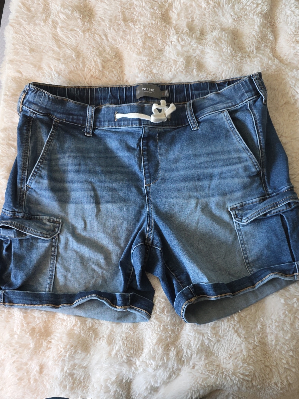 torrid faded blue denim cargo shorts